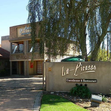 ארמלו La Picasso Guesthouse מראה חיצוני תמונה