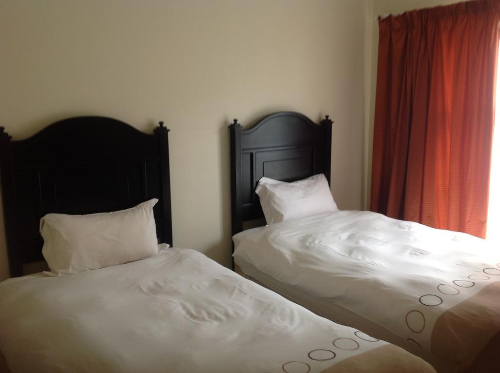 ארמלו La Picasso Guesthouse חדר תמונה